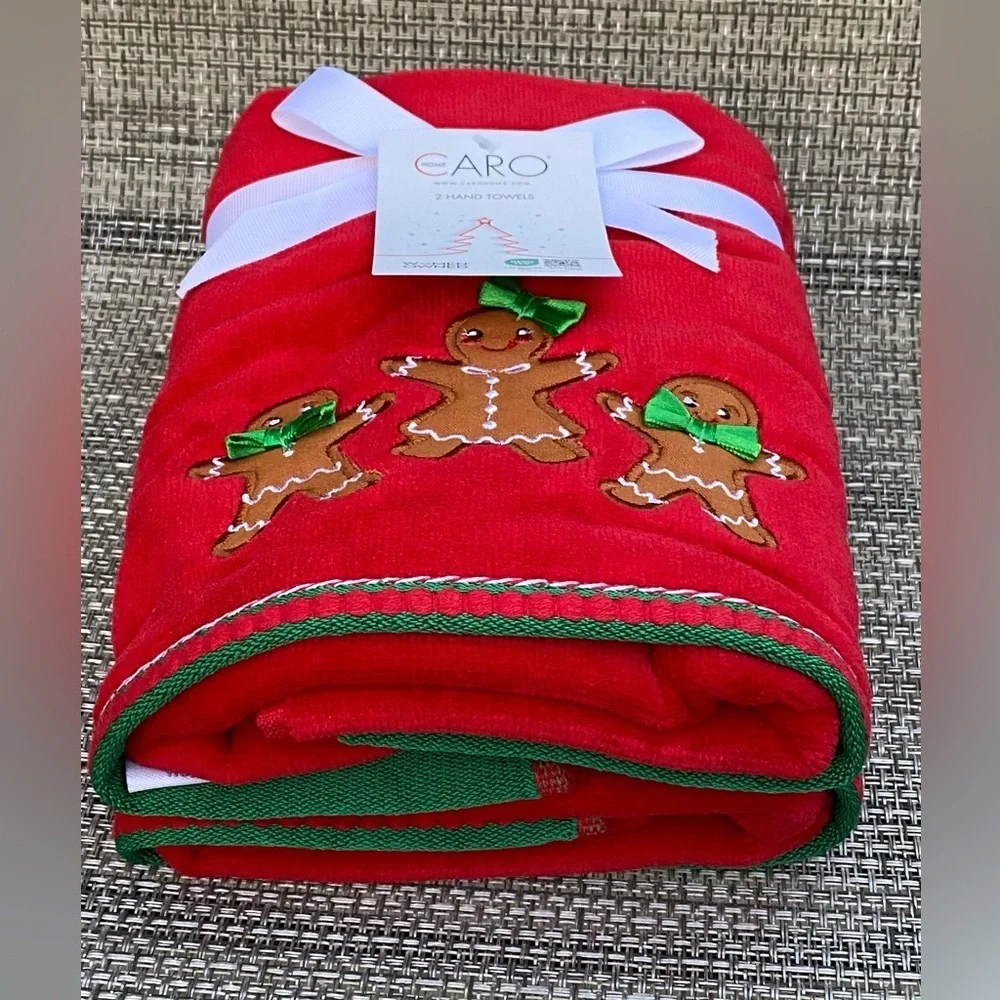 CARO HOME Christmas Holiday Red Gingerbread 100% Cotton Hand Towel Set 2pc